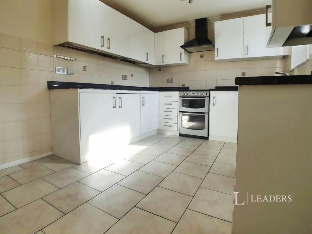House in Peterborough - View 4
