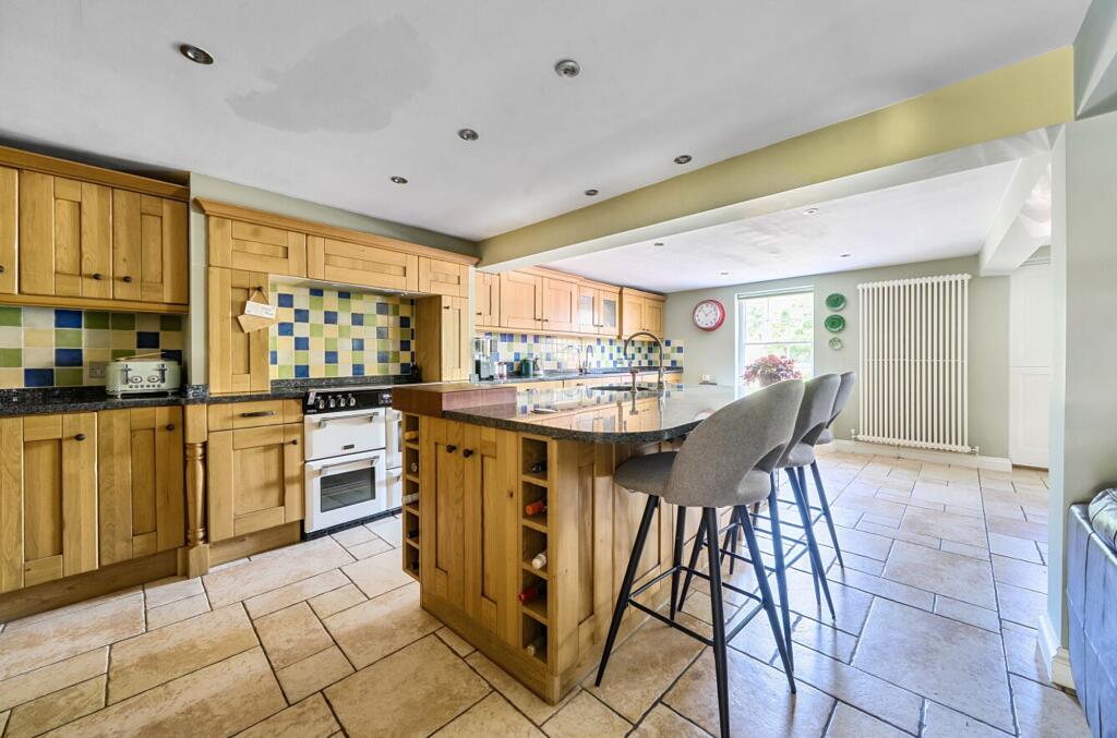 House in Chichester, West Sussex - View 2