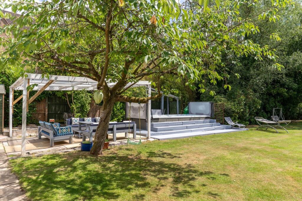 Additional image 19 of Linthurst Road, Blackwell, B60