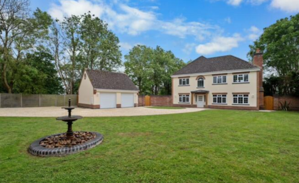 Main image of property: Gibbet Lane, Shawell, Lutterworth, LE17 6BT