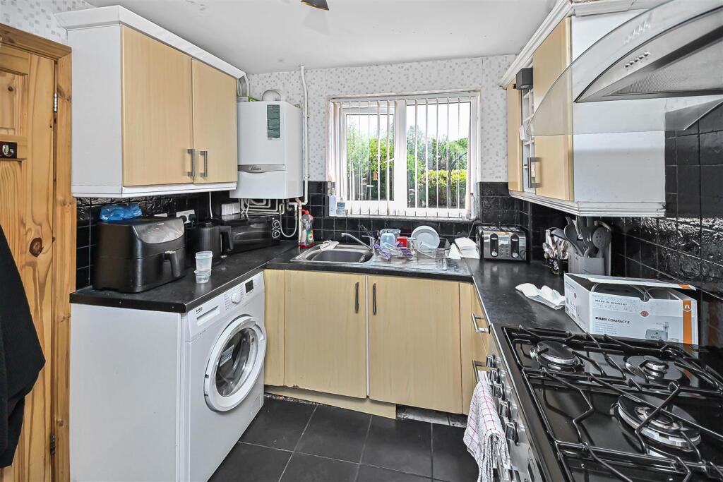 House in Wigan - View 4