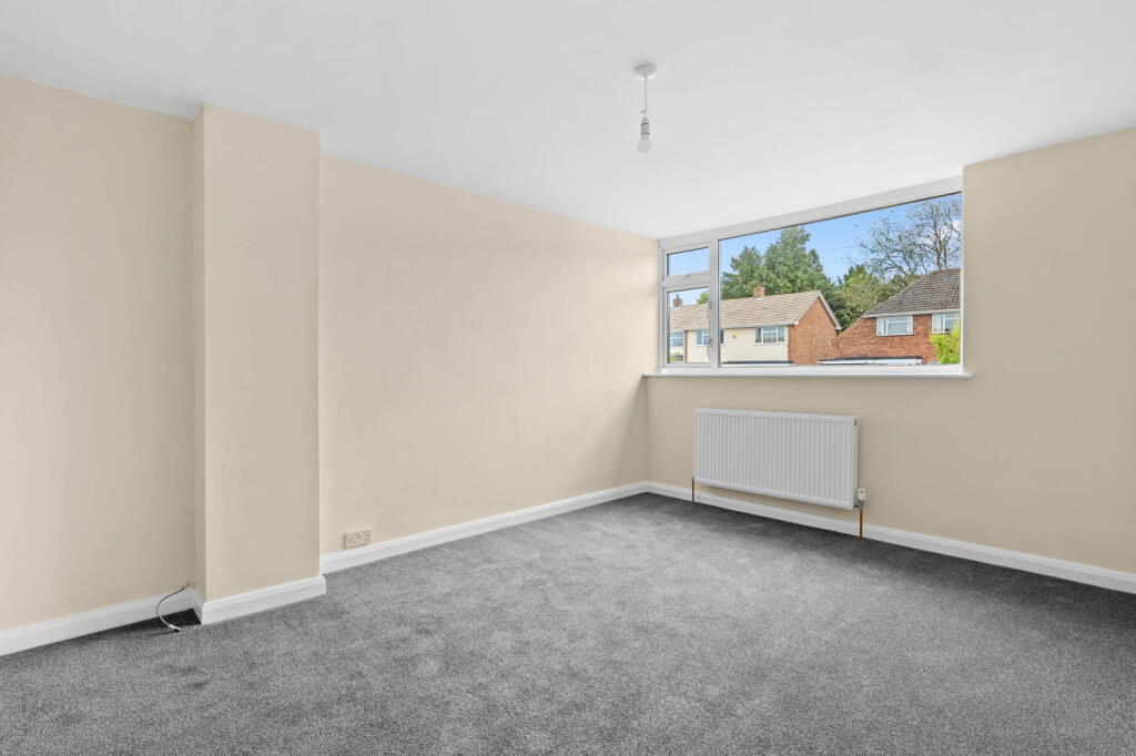 74 Blackfriars Avenue, Droitwich, Worcestershire. WR9 8RH - More