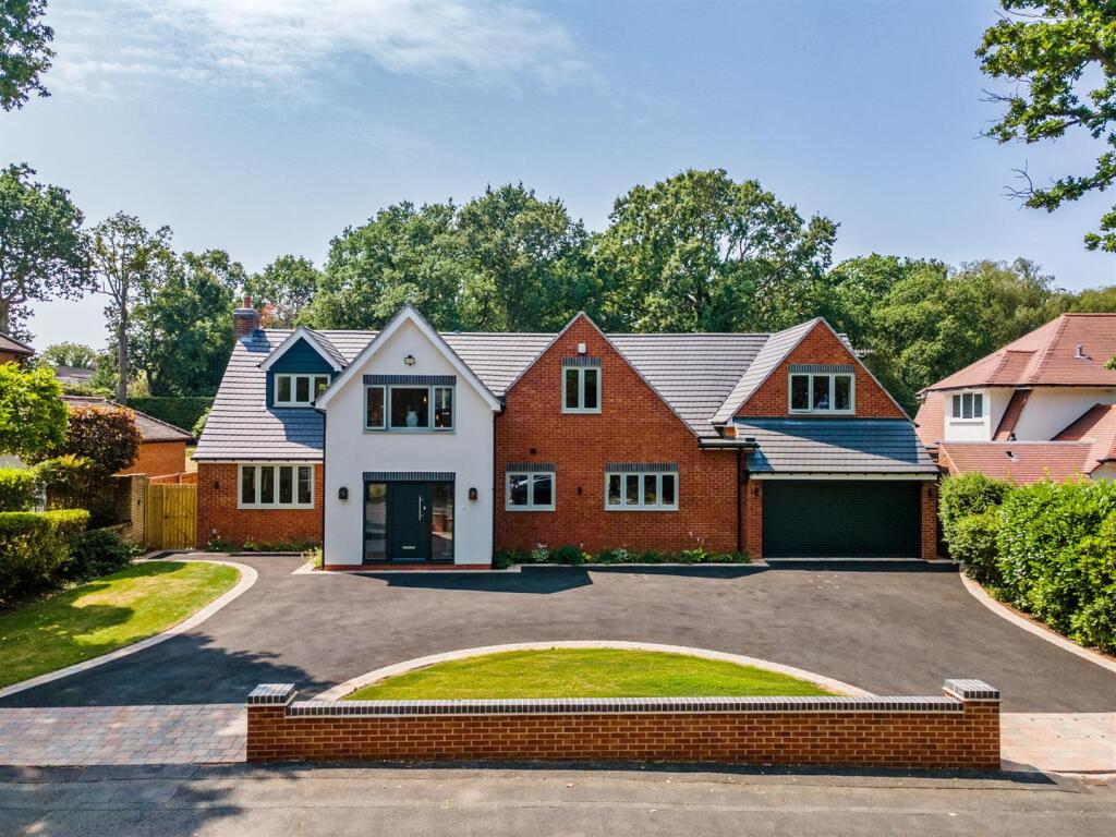 Main image of property: Woodside Way, Solihull, B91