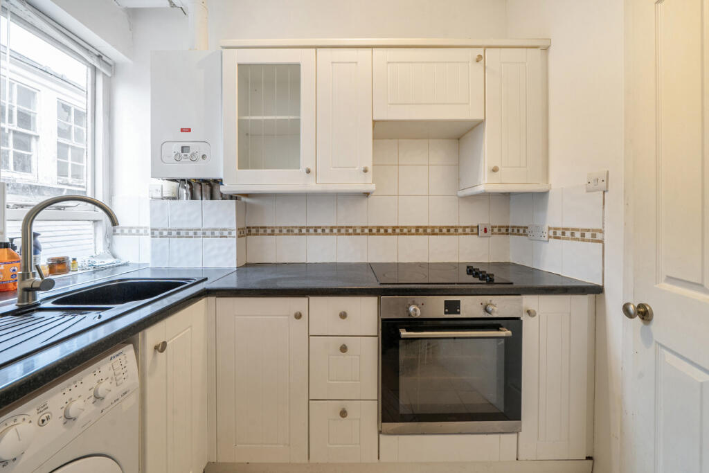Corfton Road, Ealing, London photo 3