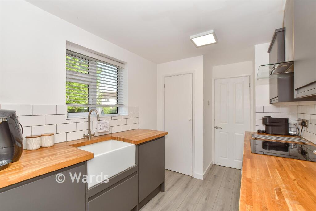 House in Tonbridge - More