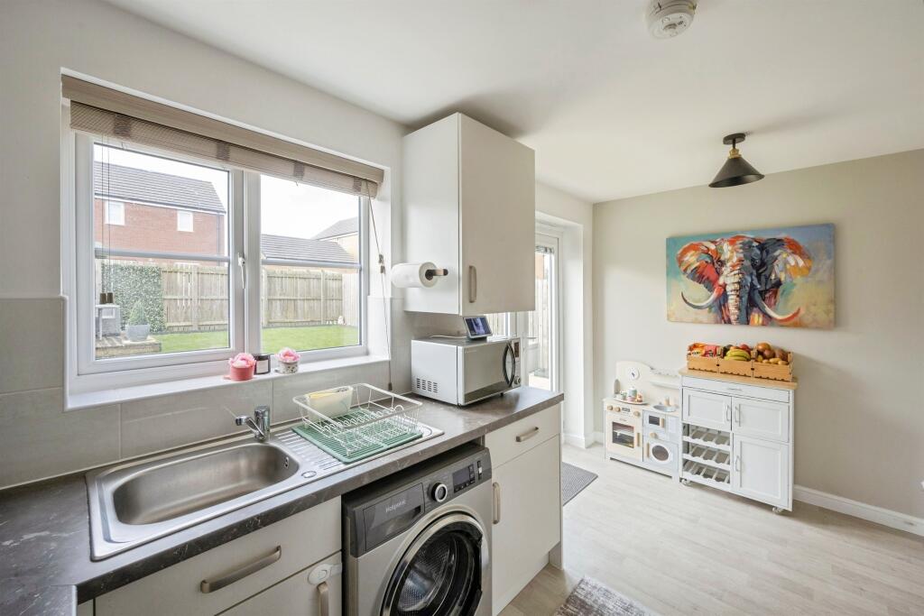 Grange View, Winterton, Scunthorpe photo 3