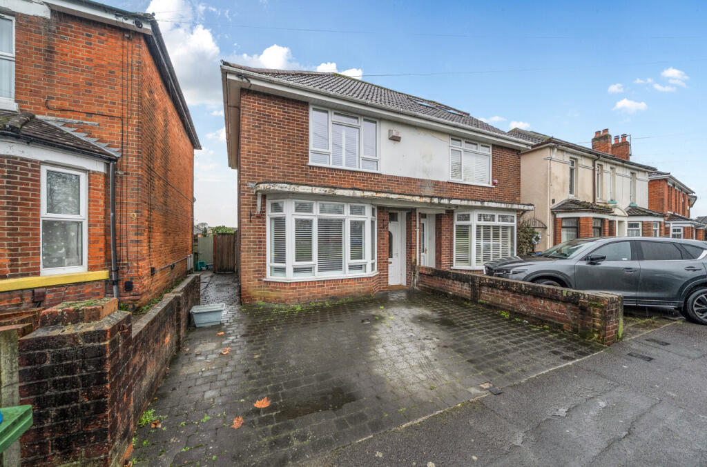 Main image of property: Tranby Road, Itchen, Southampton, Hamsphire, SO19