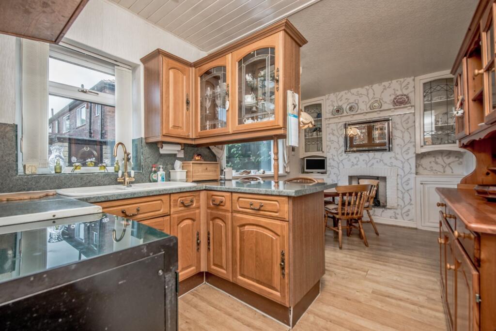 House in Kirklees, East Bierley - View 5