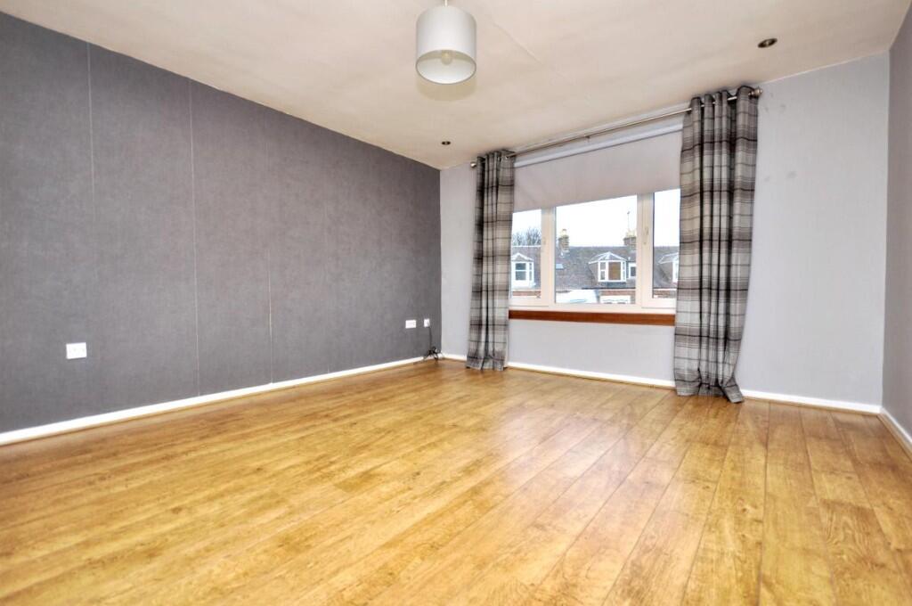 16 Old Street, Girvan, Ayrshire, KA26 9HG photo 2