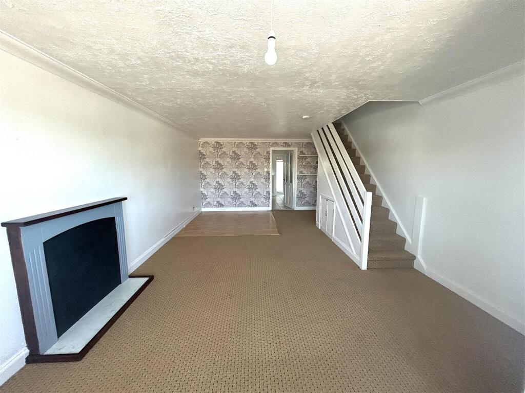 Park Drive Close, Newhaven photo 2