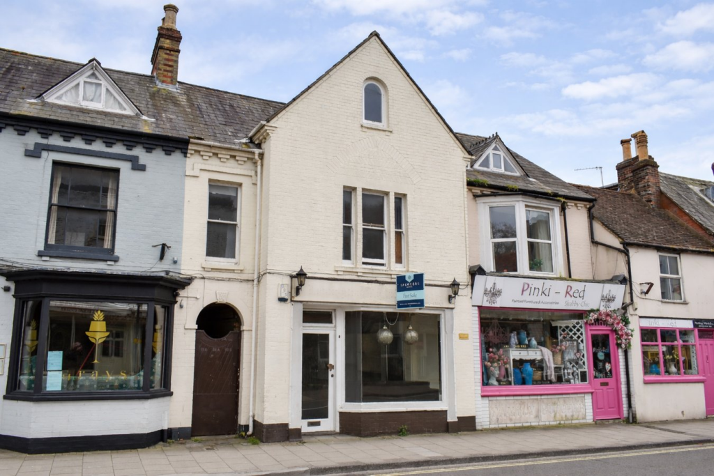 Main image of property: St Thomas Street, Lymington, SO41