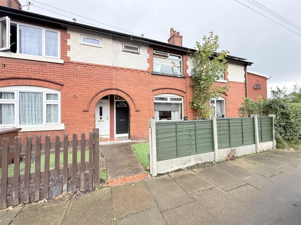 2-bed terraced on Chapel Street, Dukinfield, £199,950