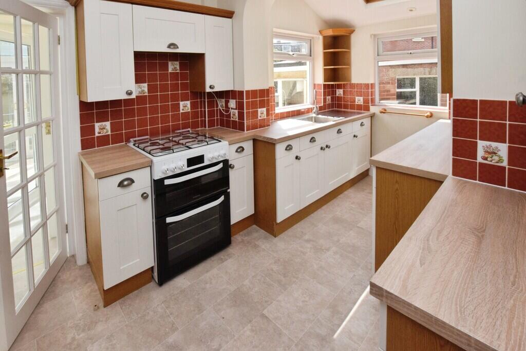 Hanover Close photo 4