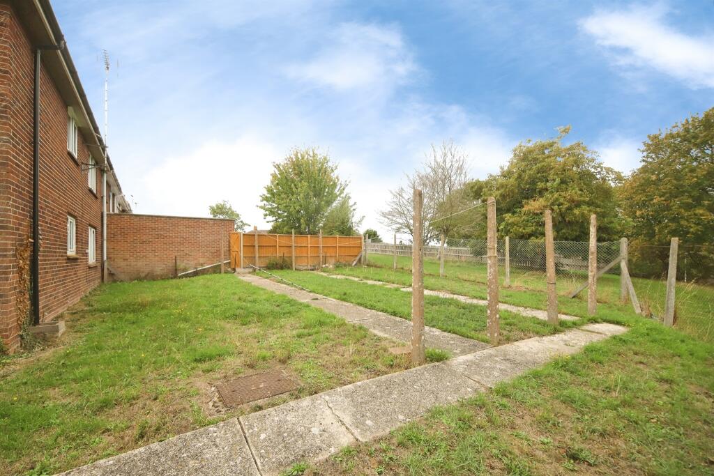 Apartment in Taunton - View 5