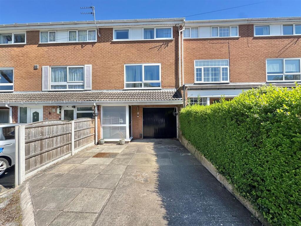 Main image of property: Green Gables Close, Heald Green, Cheadle