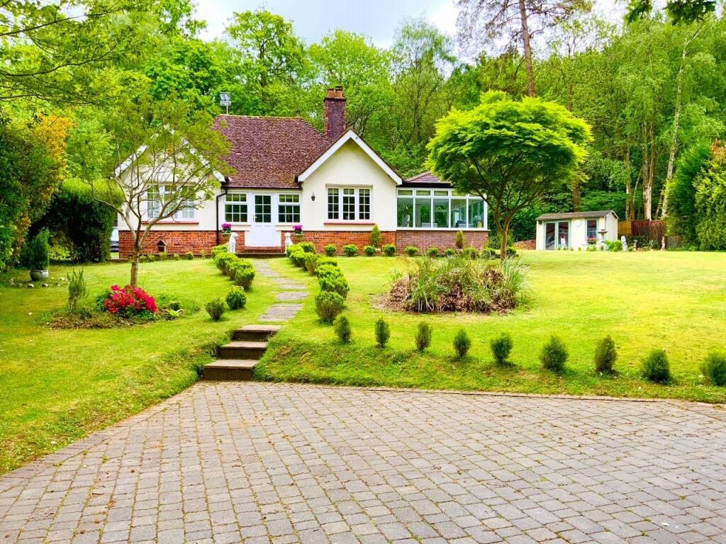 House in Horsham, Washington - More