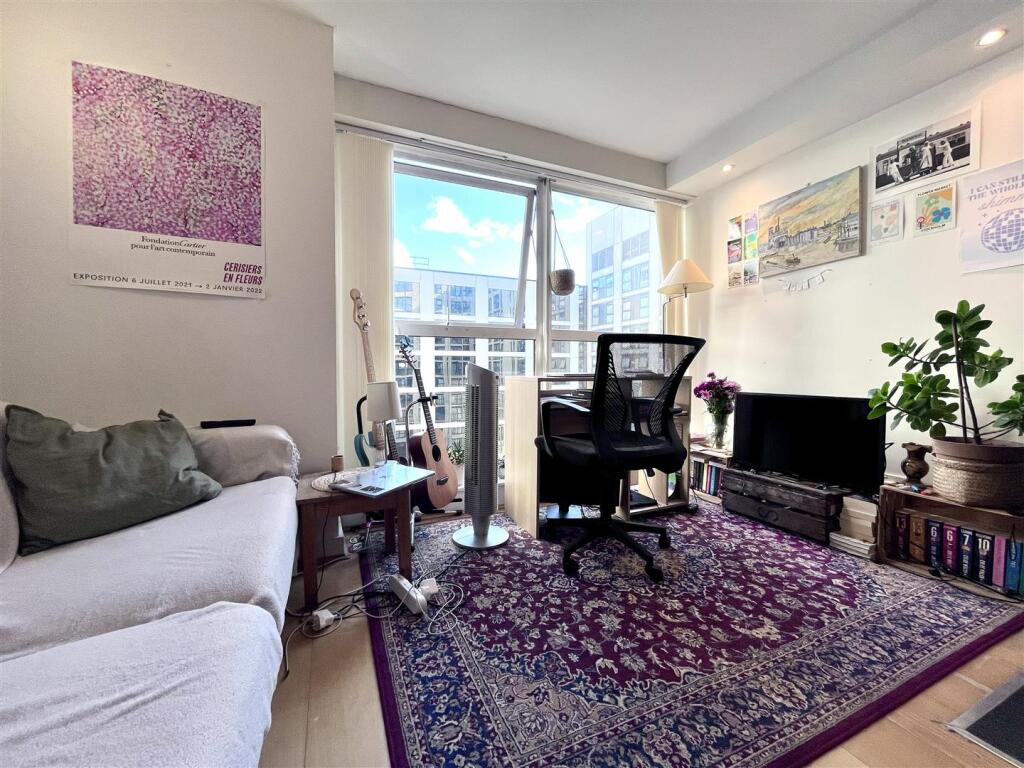 Apartment in Birmingham - More