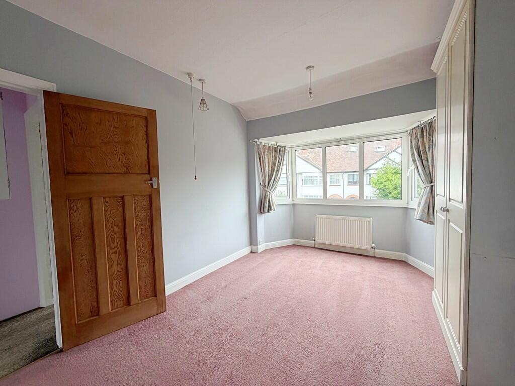 House in Warwick, Windy Arbour, Kenilworth - View 4