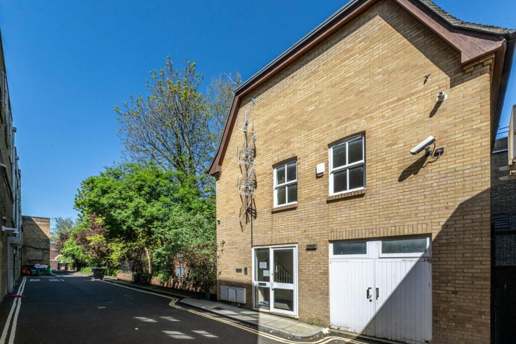 Apartment in London - View 3