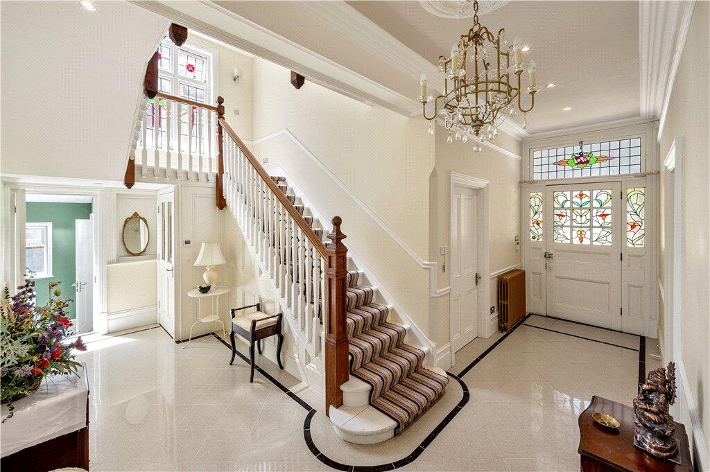 House in Kingston upon Thames - View 2