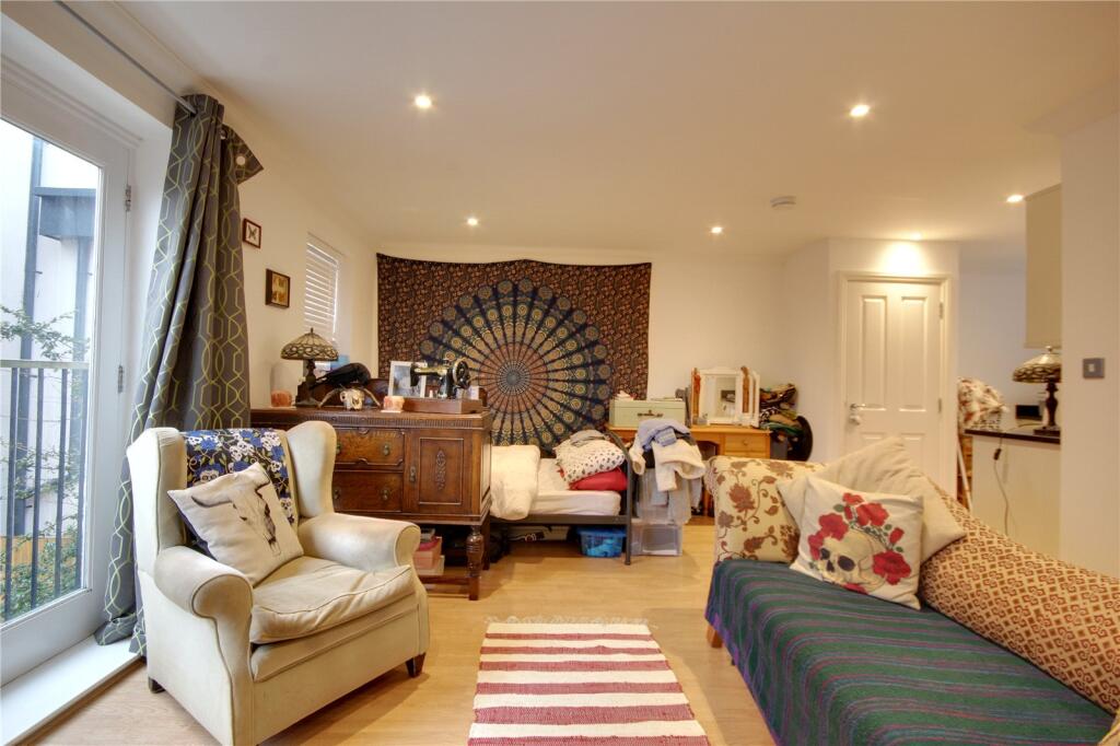 Main image of property: Chertsey, Surrey, KT16