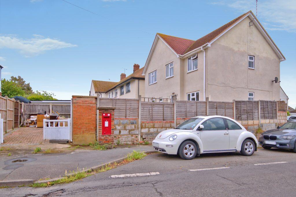 Alamein Road, Burnham-on-Crouch, CM0 8JH photo 2
