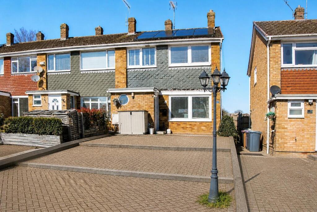 Main image of property: Bowlers Mead, Buntingford, SG9 9DE