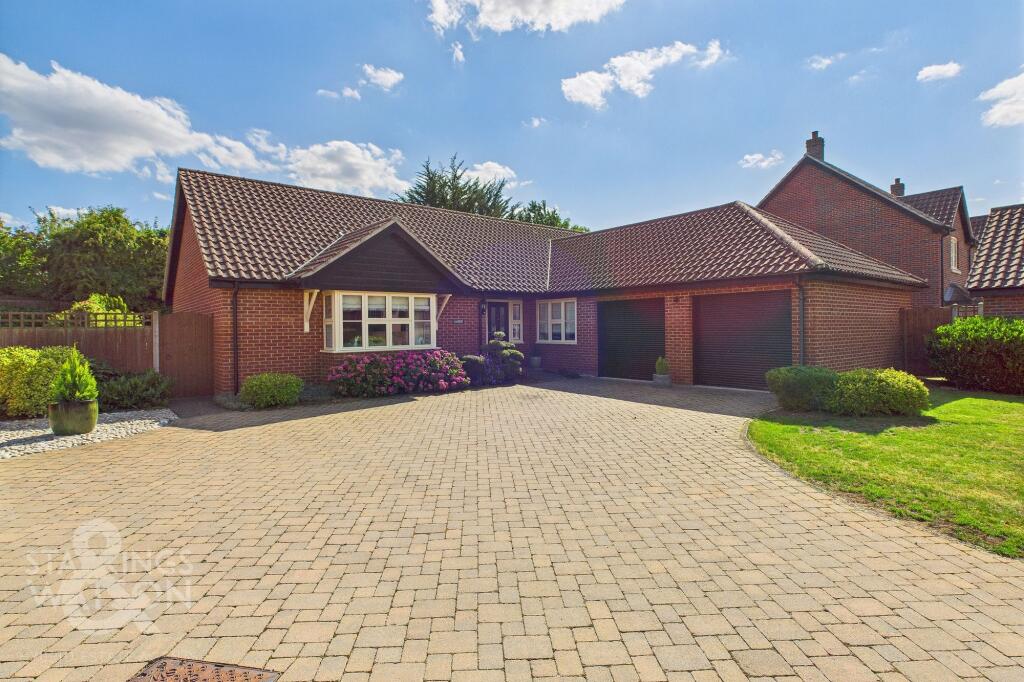 Main image of property: Hunts Mead, Forncett St. Peter, Norwich