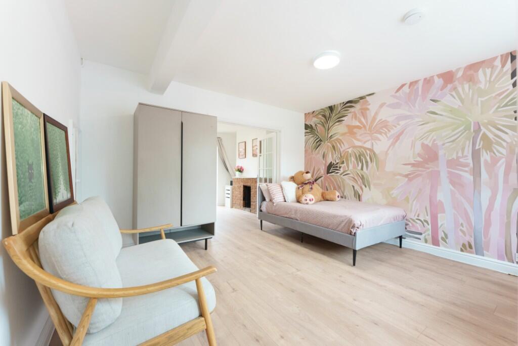 Main image of property: Brooks Road, Cambridge, Cambridgeshire, CB1