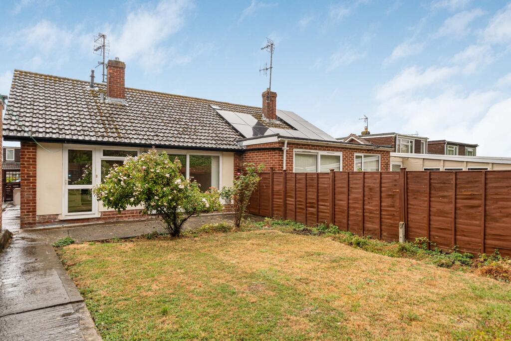 House in Cheltenham, Kingsditch, Springbank - View 2