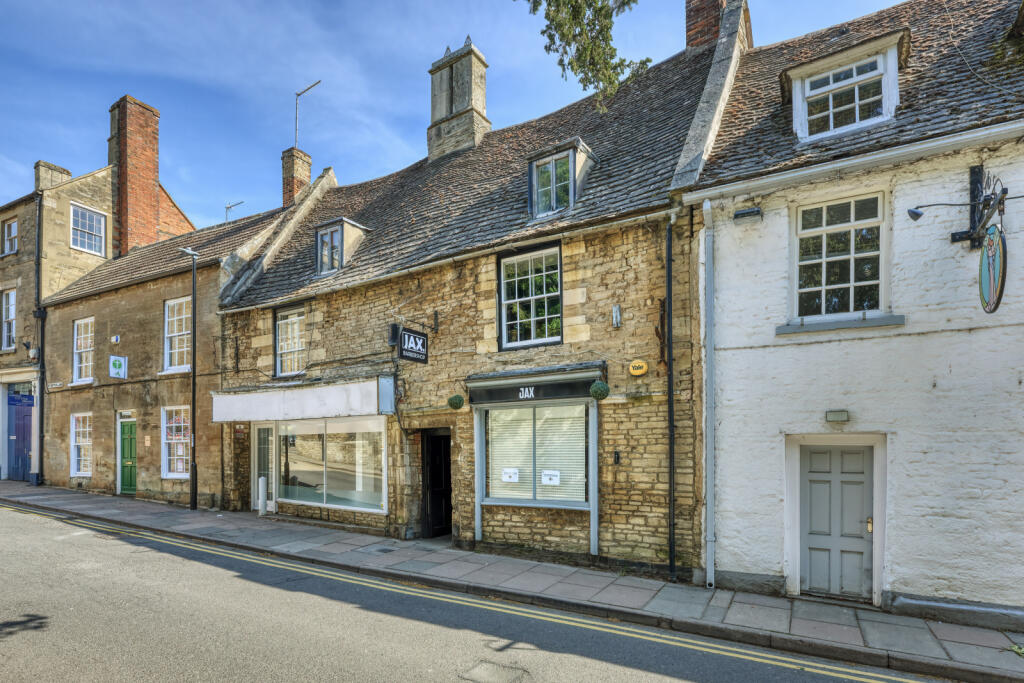 Main image of property: St. Osyths Lane, Oundle, Peterborough, Northamptonshire, PE8