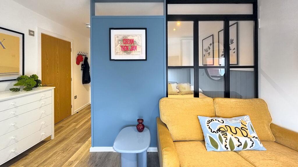Main image of property: Gold Clivedon- Studio 26 |Verney St