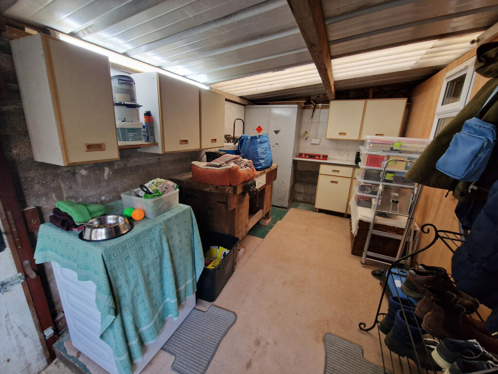 Additional image 9 of St. Michaels Avenue, Yeovil, Somerset, BA21 4LD