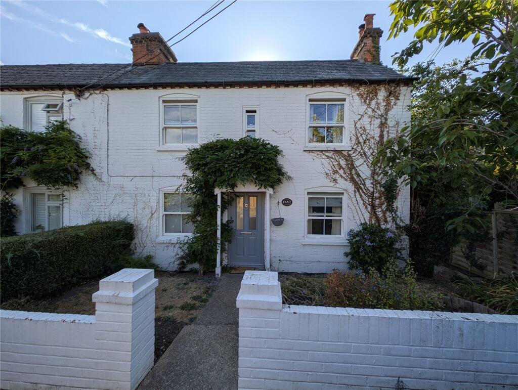 Main image of property: Rose Hill, Binfield, Bracknell, Berkshire, RG42