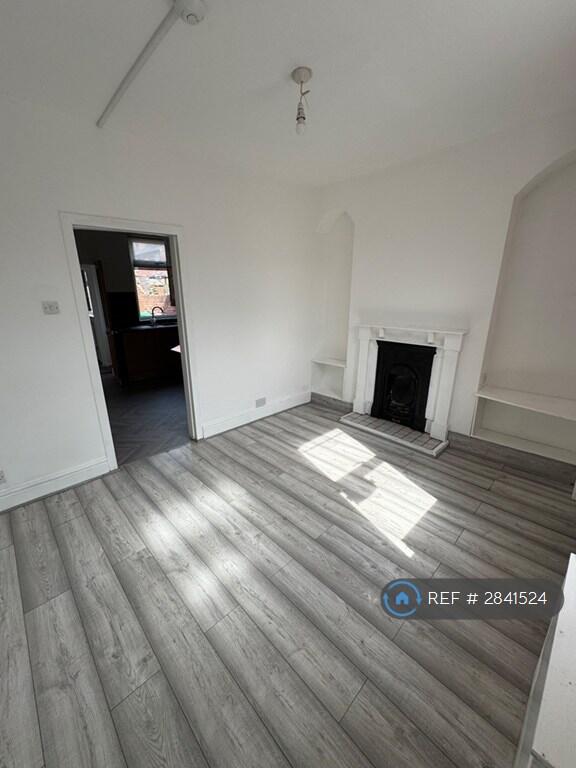 House in Nottingham, Whitemoor - View 2