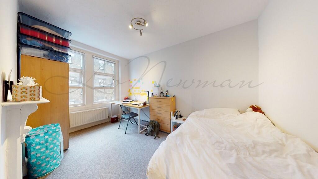 Apartment in London - View 3
