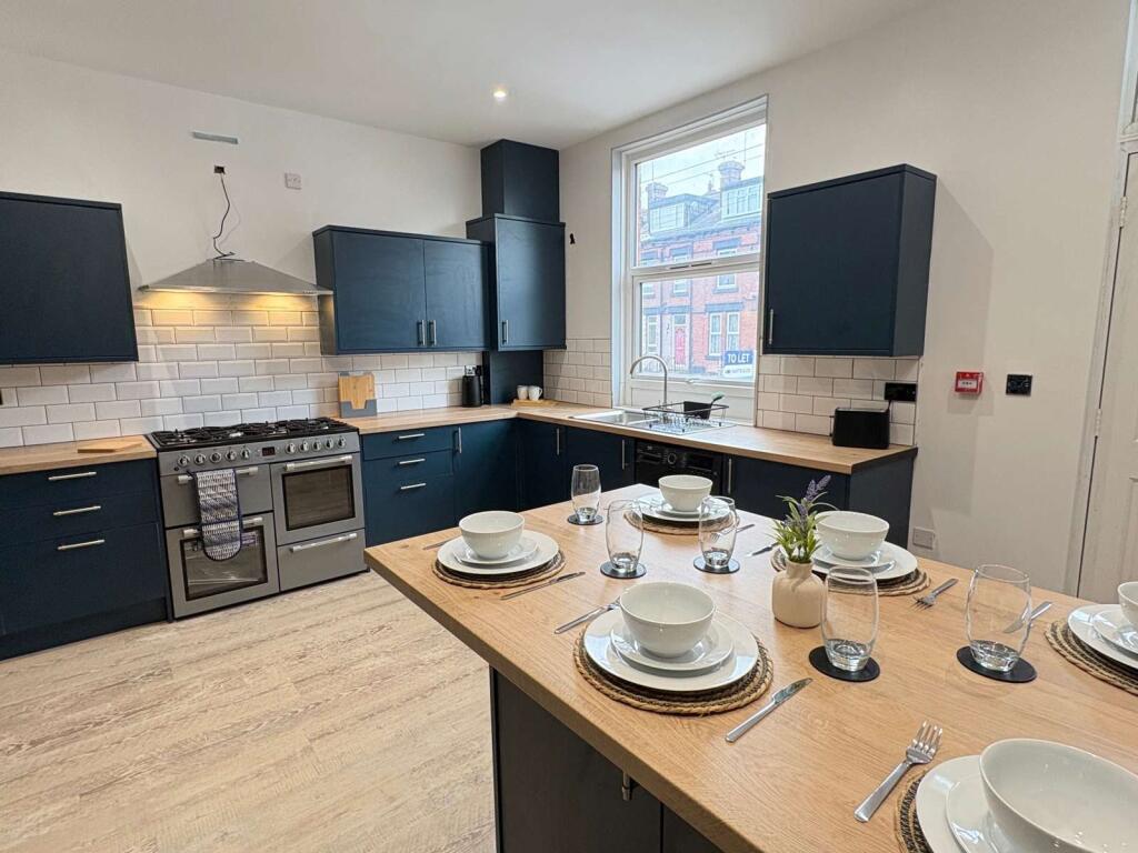 Main image of property: Arthington View