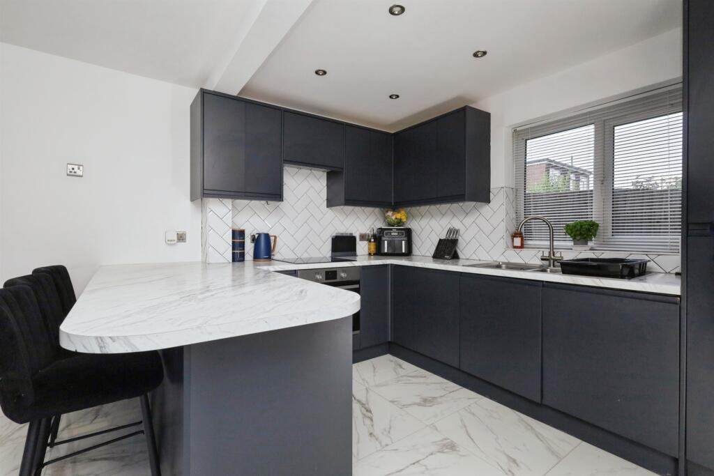 House in Wealden, Hailsham - View 5
