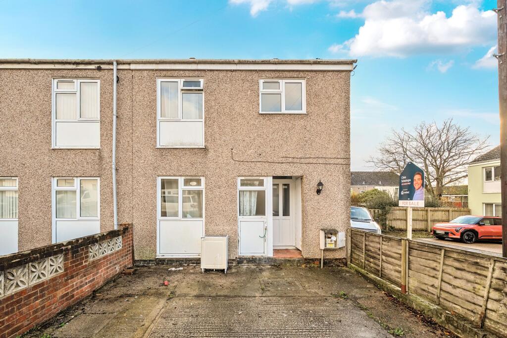 3-bed semi-detached on Wittering Road, Southampton, SO16, £250,000