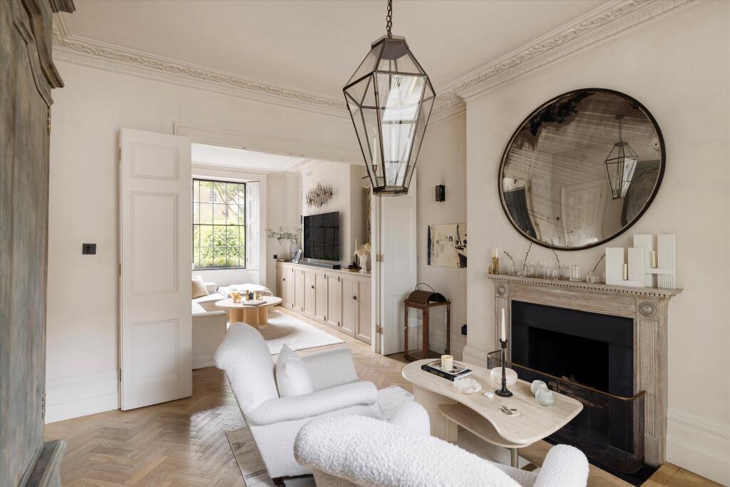 Main image of property: Liverpool Road, Islington, London N1