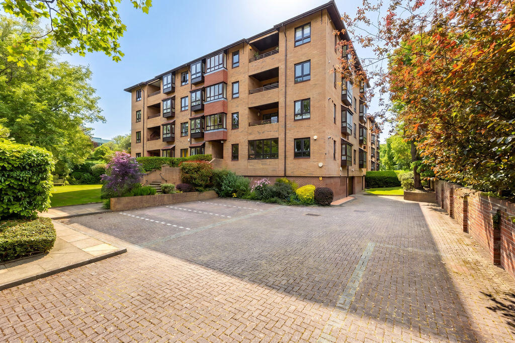 2-bed flat on 28, Fernwood, Fernwood Road, Jesmond, Newcastle Upon Tyne, £450,000