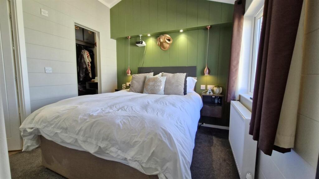 House in Peterborough - View 5
