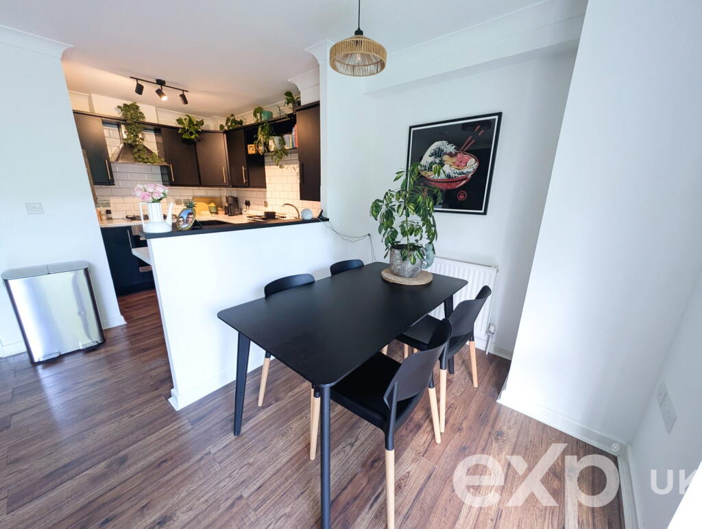 Apartment in Maidstone, Kent - View 4