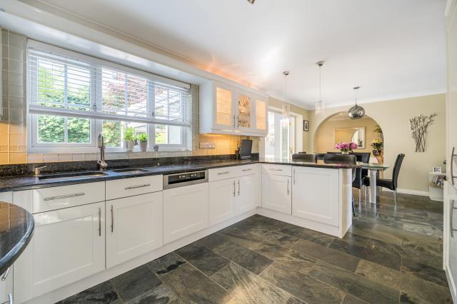 House in Basingstoke and Deane, Chineham - View 5