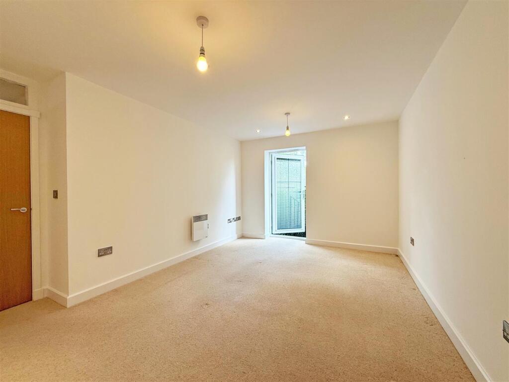 Apartment in Shrewsbury, Mountfields, Copthorne - View 5