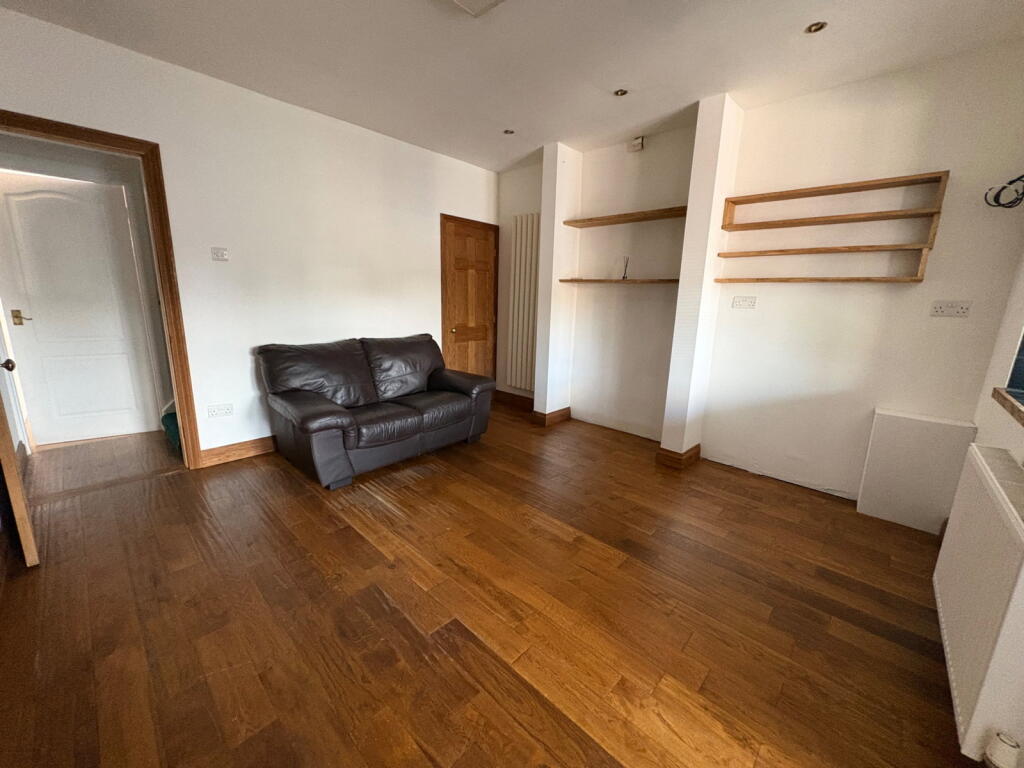 House in Mansfield, Ladybrook - View 5