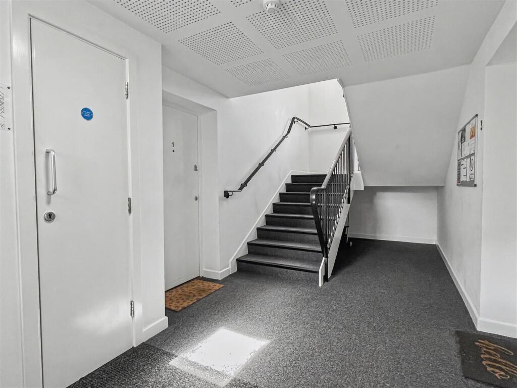2-bed flat on Bittern Road, Costessey, Norwich, £140,000