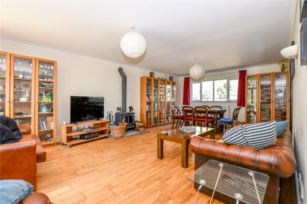Edneys Hill, Wokingham, Berkshire, RG41 photo 4