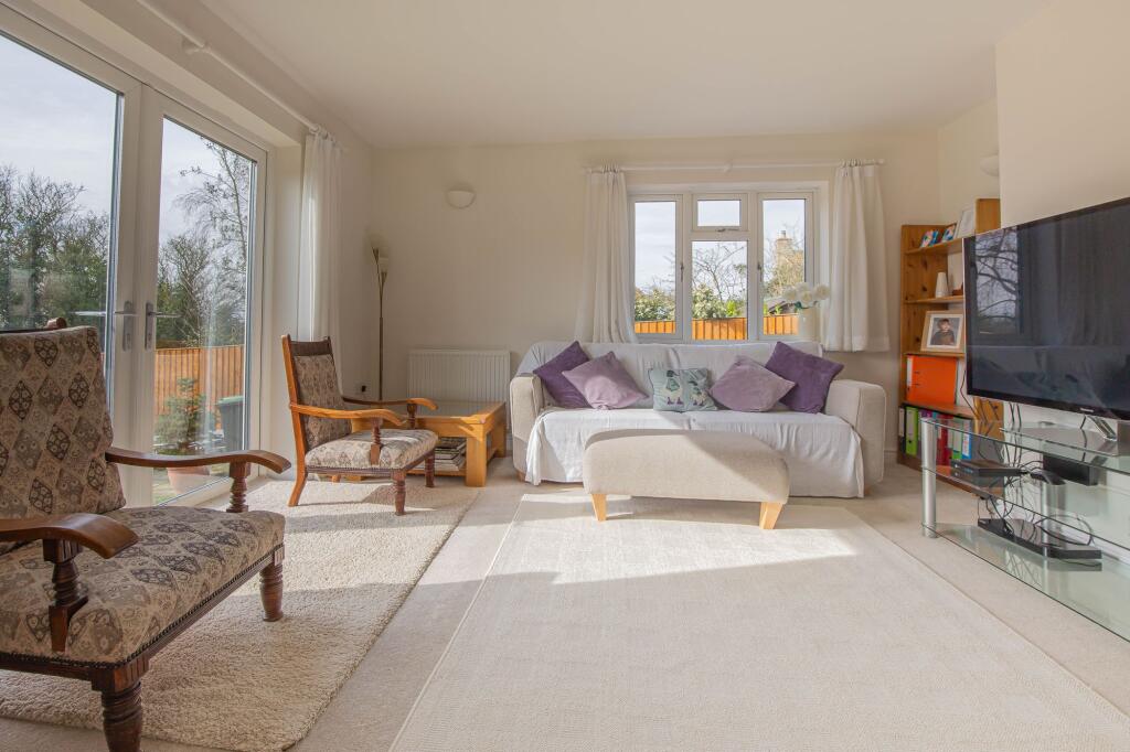 House in Swindon - View 3