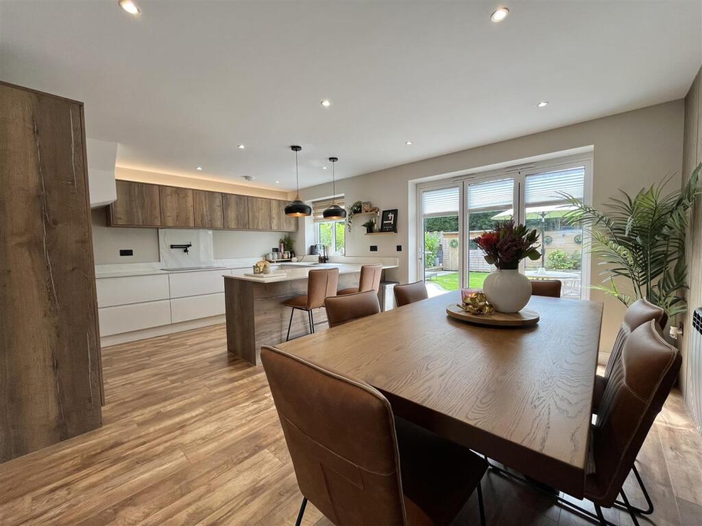 House in Tameside, Stalyhill - View 3